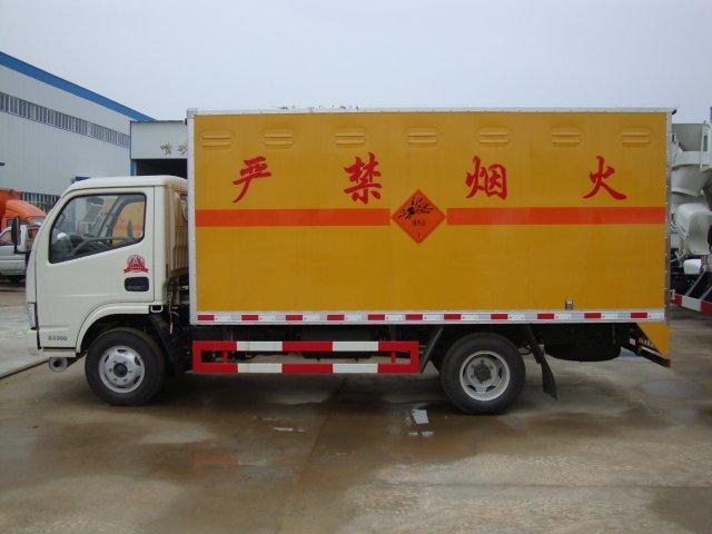 巴林左危险品运输